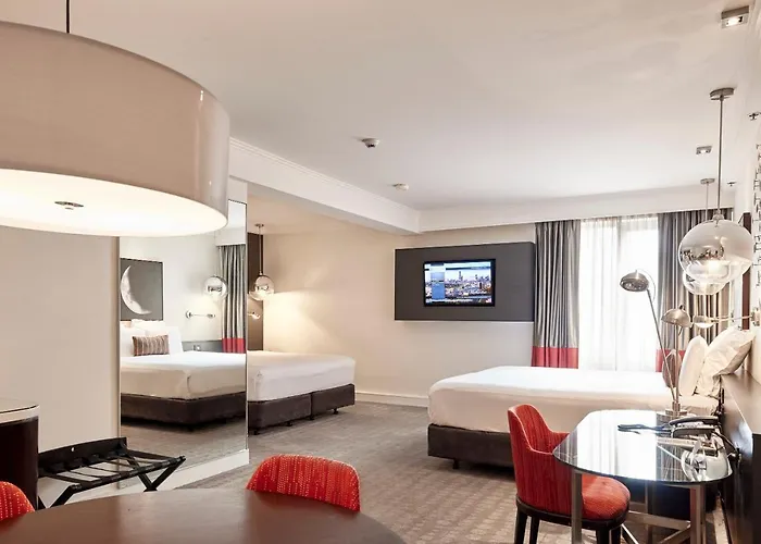 Deluxe Suite